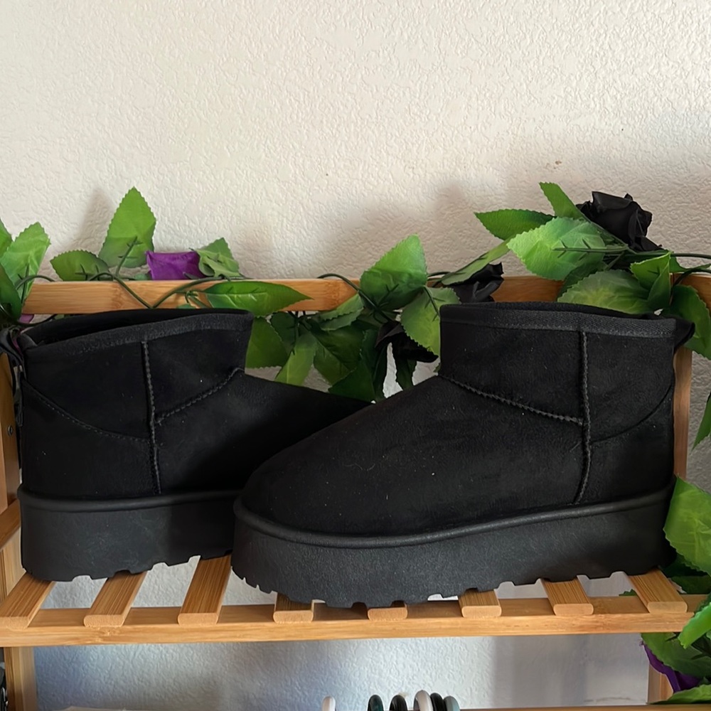 Valerie Sherpa Ankle Booties